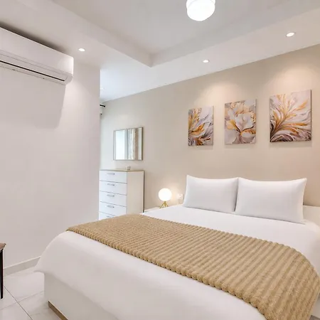 شقة Urban Haven - Stylish 2br With Lift & Balconies *