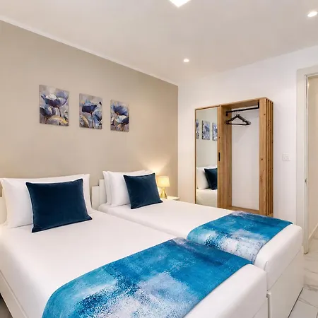 Urban Haven - Stylish 2br With Lift & Balconies شقة Gzira